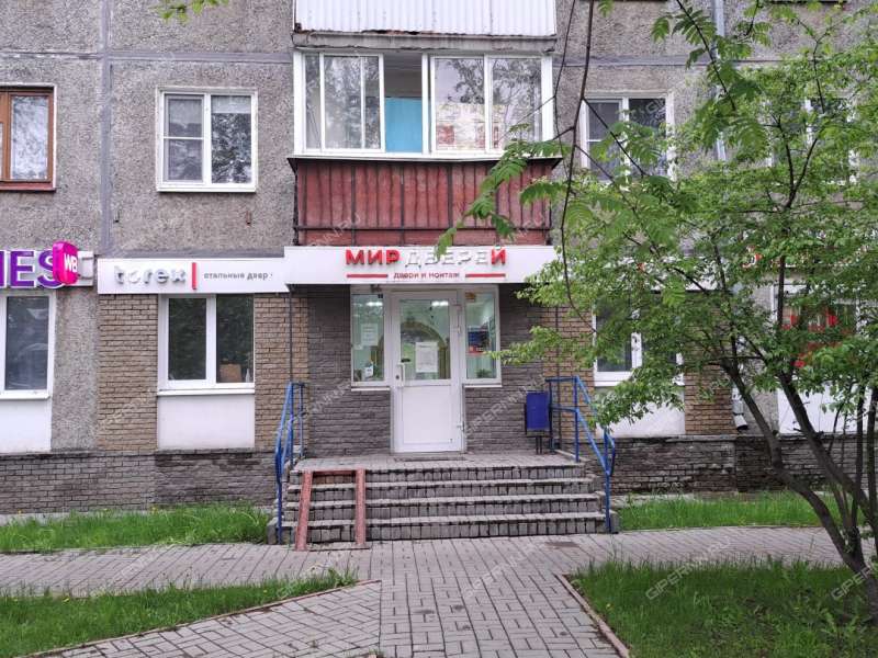 помещение под офис, торговую площадь на улице Веденяпина