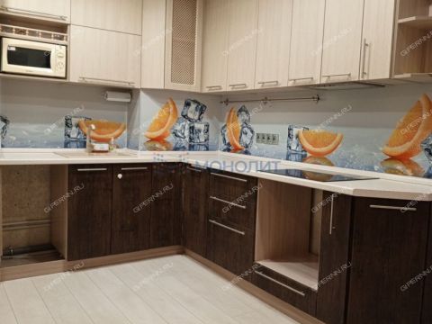 2-komnatnaya-ul-romantikov-d-3 фото