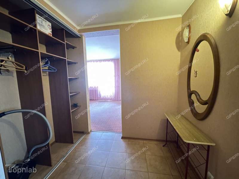 четырёхкомнатная квартира на проспекте Победы дом 2 город Кстово