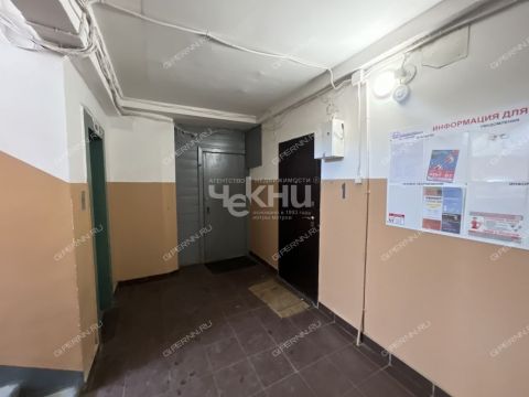 2-komnatnaya-ul-admirala-makarova-d-5 фото