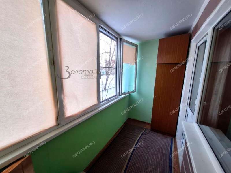 трёхкомнатная квартира на улице Красных Зорь дом 11