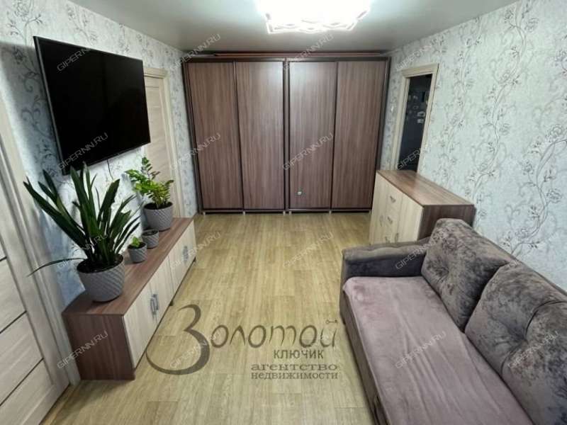 четырёхкомнатная квартира на проспекте Ленина дом 96 город Дзержинск