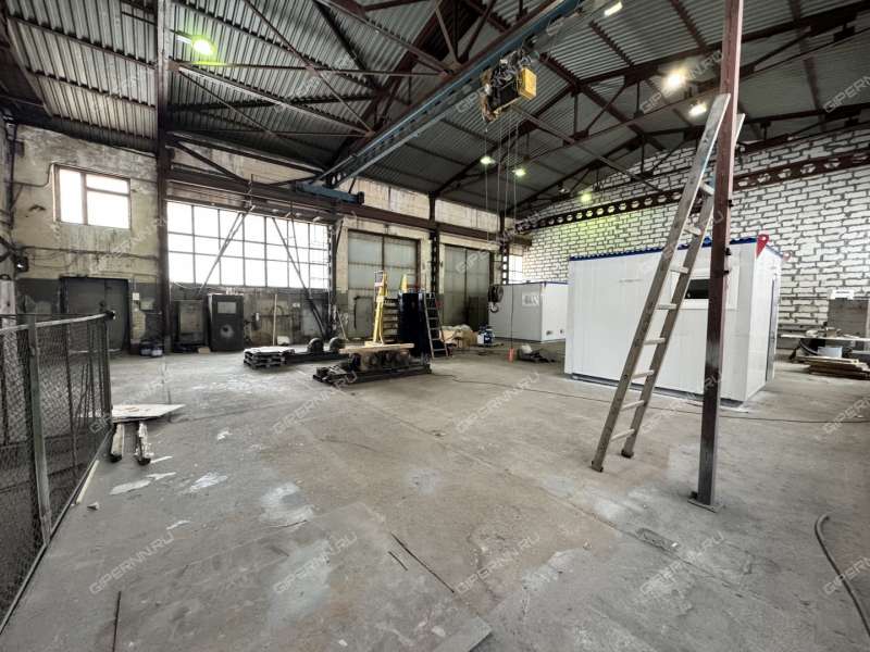 помещение под склад, производственную площадь на улице Вторчермета