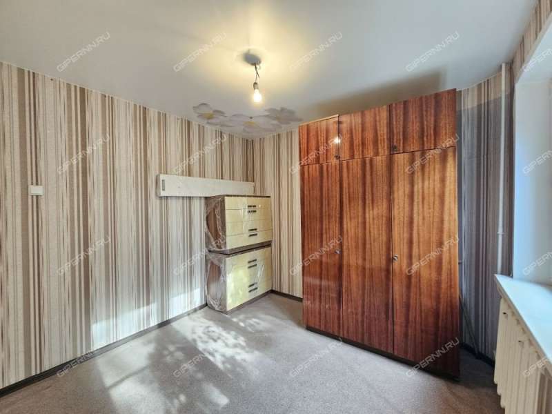 трёхкомнатная квартира на улице Мельникова дом 18