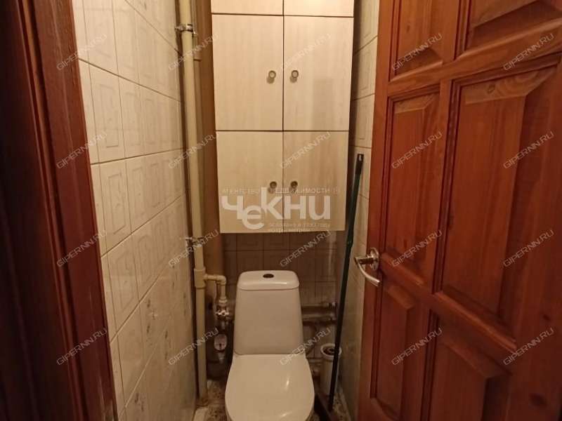 трёхкомнатная квартира на улице Красных Зорь дом 23