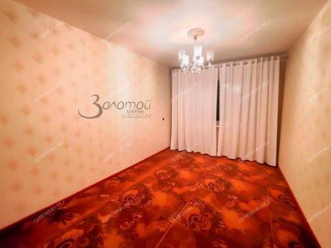 1-komnatnaya-ul-pavla-orlova-d-6 фото