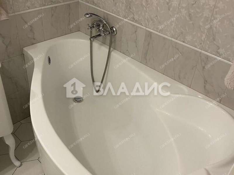 двухкомнатная квартира на Литературной улице дом 20А