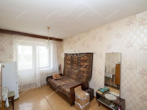 3-komnatnaya-b-r-zarechnyy-d-3 фото