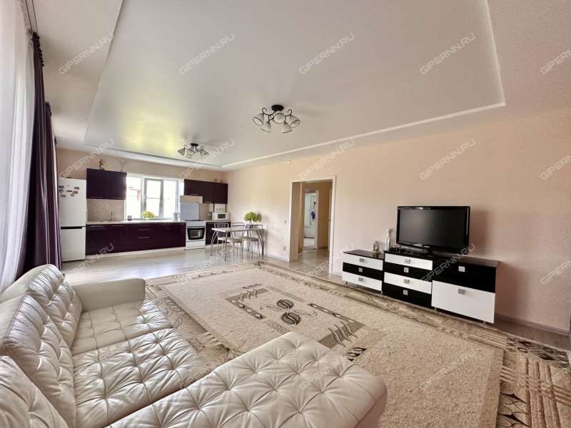 дом на Радужной улице посёлок Волжский