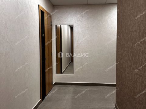 2-komnatnaya-ul-dalnyaya-d-10 фото