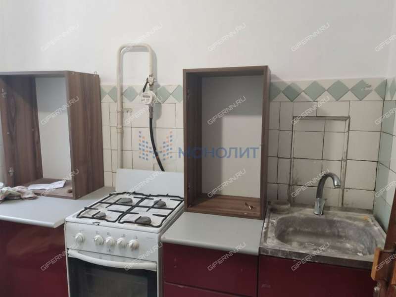 двухкомнатная квартира на улице Военных Комиссаров дом 3