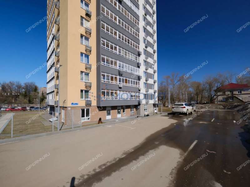 помещение под офис, торговую площадь на улице Владимира Лузянина