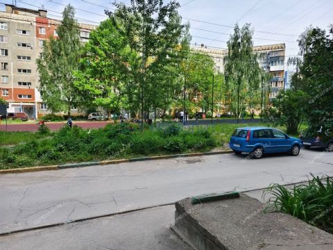2-komnatnaya-ul-verhnepecherskaya-d-12 фото
