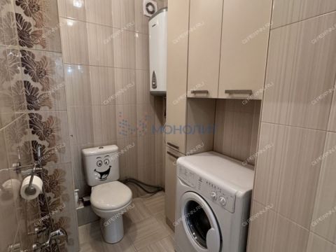 2-komnatnaya-ul-oktyabrskoy-revolyucii-d-45a фото