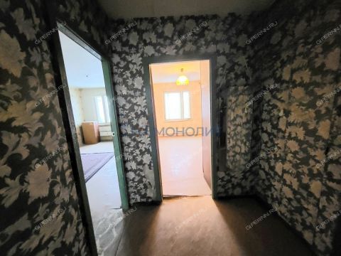 2-komnatnaya-ul-geroya-popova-d-7 фото