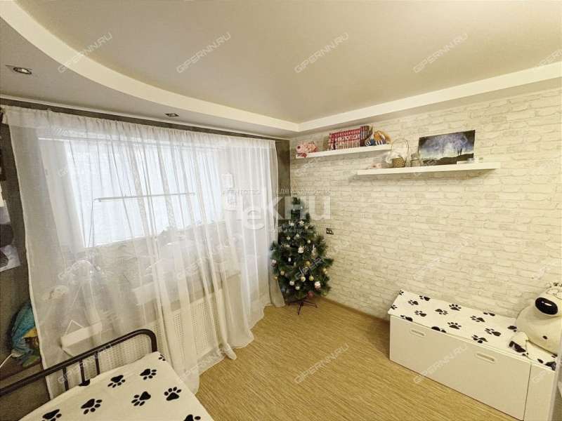 трёхкомнатная квартира на Полтавской улице дом 35