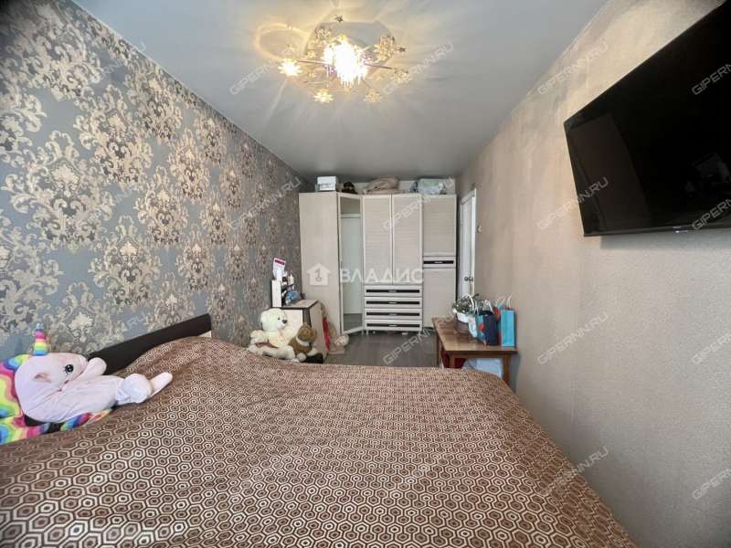 трёхкомнатная квартира на улице Маршала Малиновского дом 2