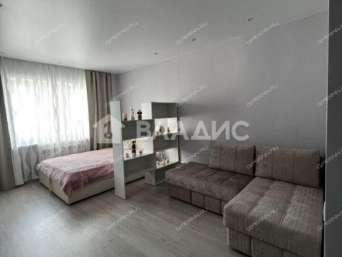 1-komnatnaya-b-r-60-letiya-oktyabrya-d-23-k3 фото