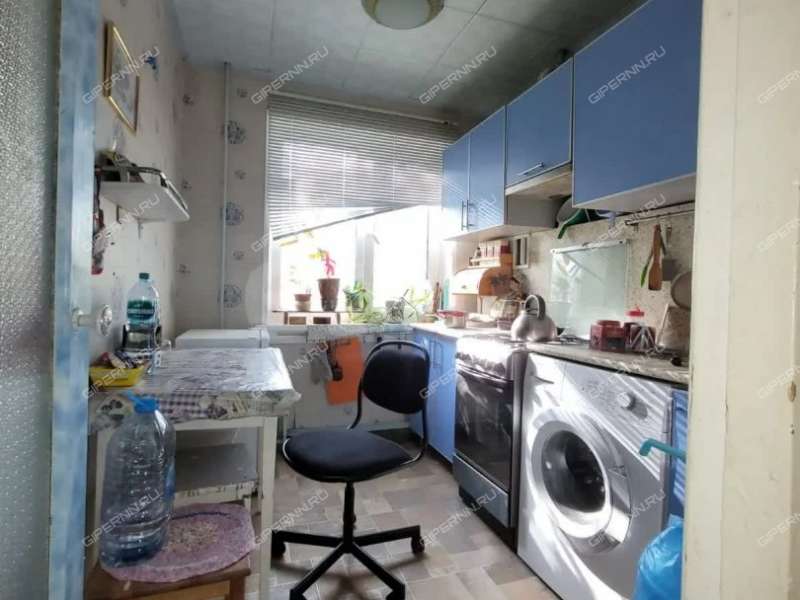 четырёхкомнатная квартира на Радужной улице дом 14