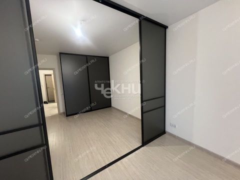 2-komnatnaya-ul-pravdinskaya-d-43 фото