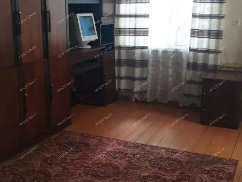 дом на 6-й линии