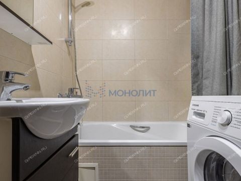 3-komnatnaya-ul-politboycov-d-10 фото