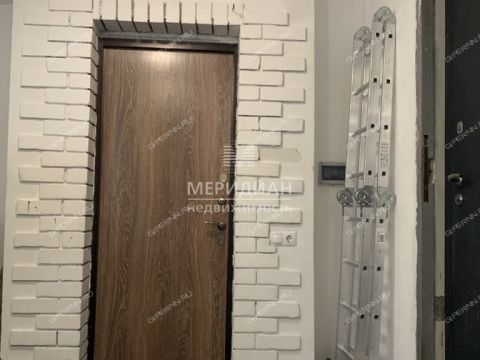 3-komnatnaya-ul-mokrousova-d-23-k1 фото