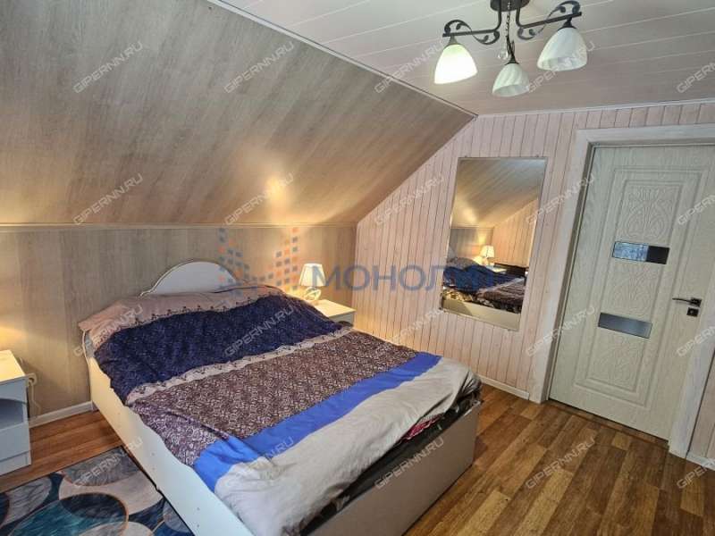 дом на улице 40 лет Победы деревня Пияичное