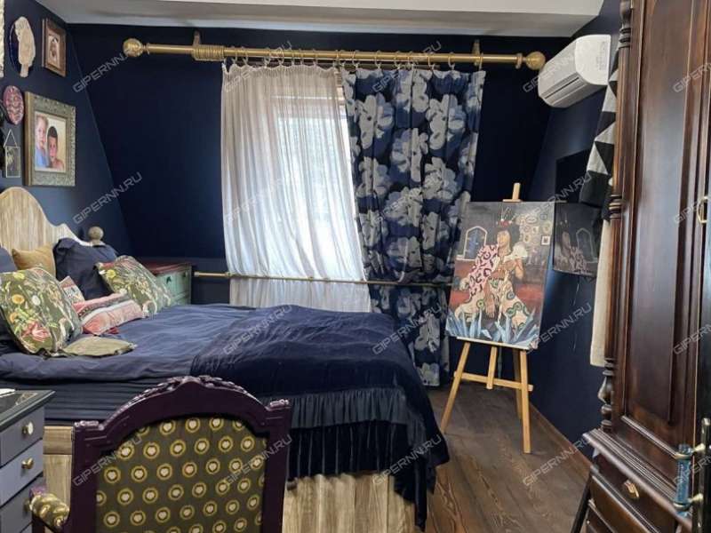 четырёхкомнатная квартира на улице Воровского дом 24