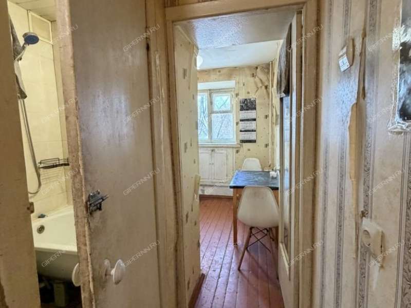 однокомнатная квартира на бульваре 60-летия Октября дом 8