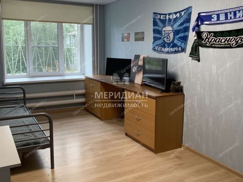 трёхкомнатная квартира на улице Мокроусова дом 23 к1