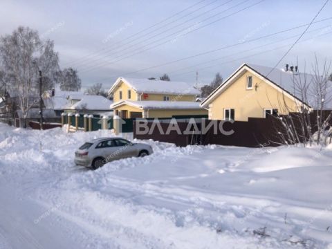 dom-poselok-pamyat-parizhskoy-kommuny-gorodskoy-okrug-bor фото