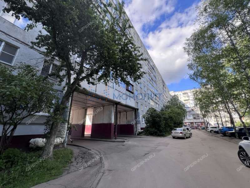 двухкомнатная квартира на улице Строкина дом 8