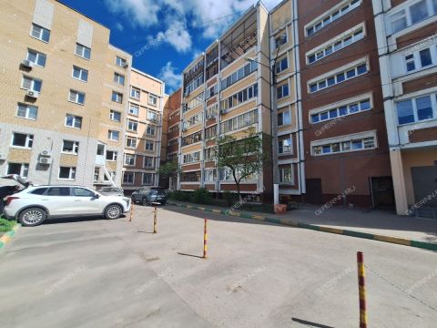 3-komnatnaya-ul-kerchenskaya-d-28 фото