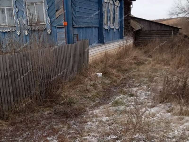 дом на  село Березино