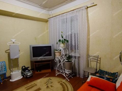 2-komnatnaya-ul-strazh-revolyucii-d-4 фото