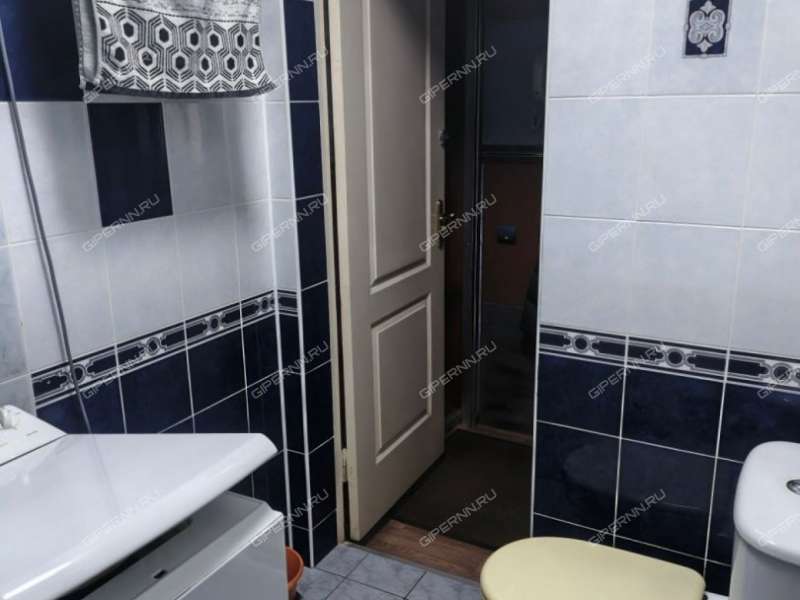 трёхкомнатная квартира на улице Нахимова дом 5 город Выкса