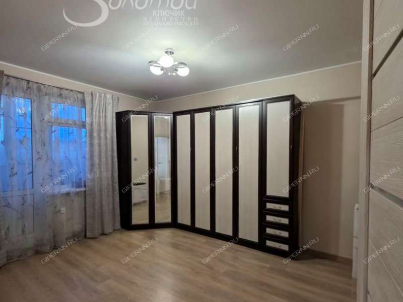 трёхкомнатная квартира на Южном бульваре дом 1