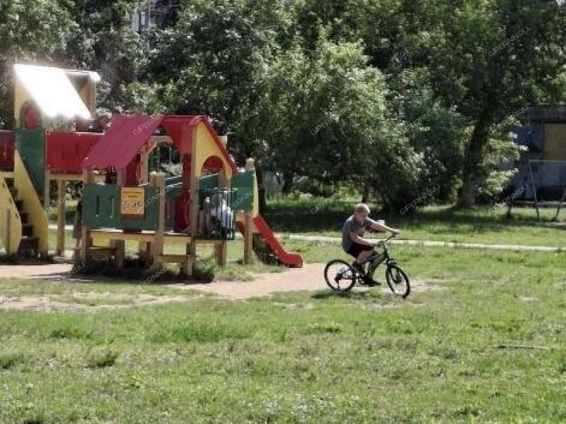трёхкомнатная квартира в 6-м микрорайоне дом 17