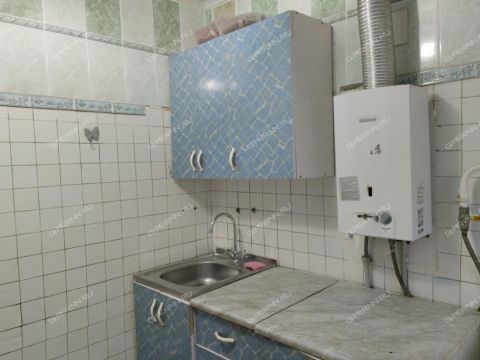 1-komnatnaya-ul-luganskaya-d-4a фото