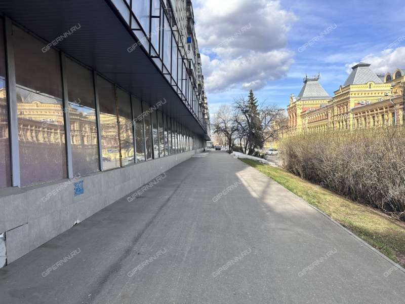 помещение под торговую площадь на Совнаркомовской улице