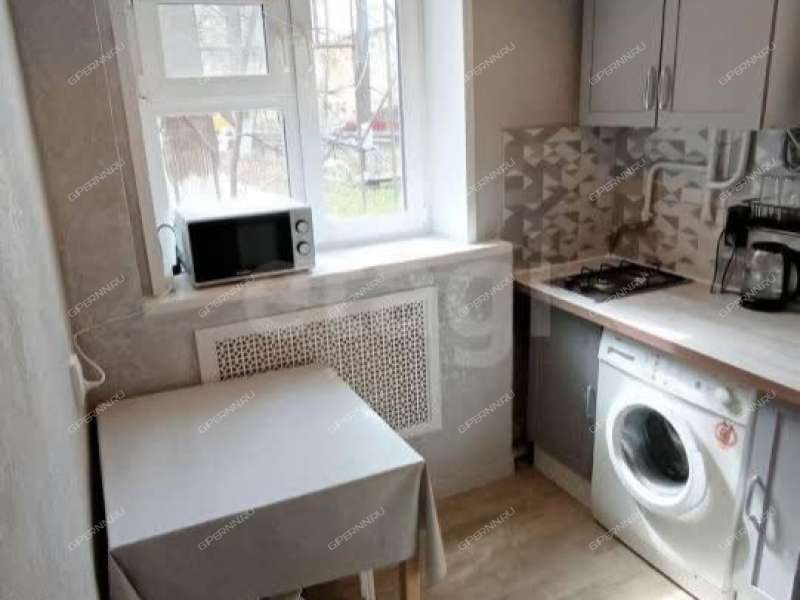 двухкомнатная квартира на улице 40 лет Октября дом 5