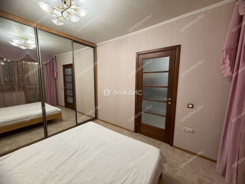 трёхкомнатная квартира на улице Ефремова дом 17