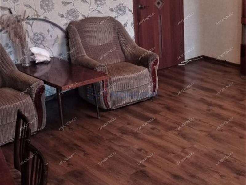 четырёхкомнатная квартира на Комсомольской площади дом 2 к1