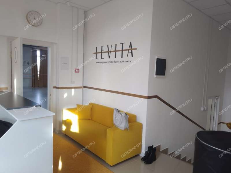 помещение под торговую площадь на Мельникова ул, д. 25