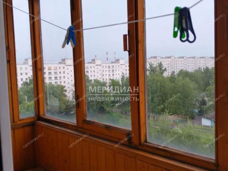 однокомнатная квартира на проспекте Бусыгина дом 9