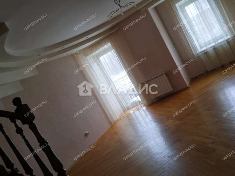 четырёхкомнатная квартира на Родниковой улице дом 63 к1