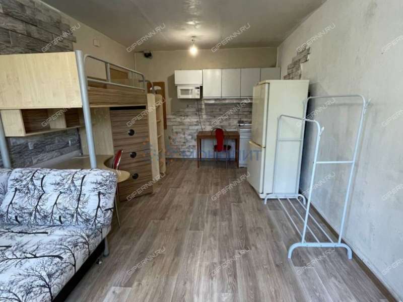 комната в доме 108 на Берёзовской улице