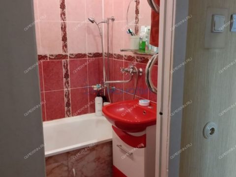 4-komnatnaya-ul-sazanova-d-13-k1 фото