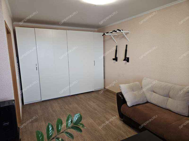 однокомнатная квартира на Бурнаковской улице дом 93